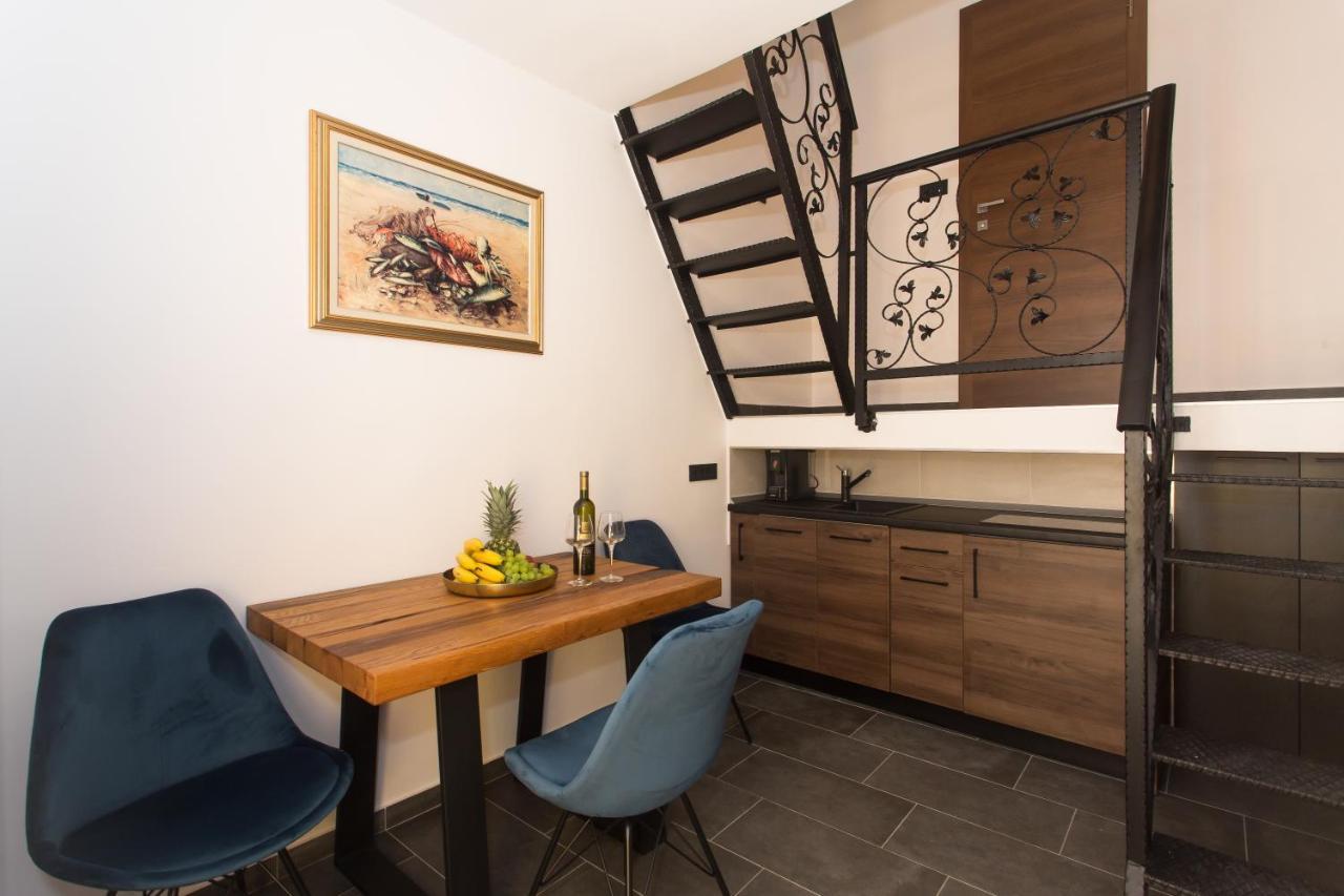 Amaizing Apartment Near Airport Kaštel Štafilić Exterior foto